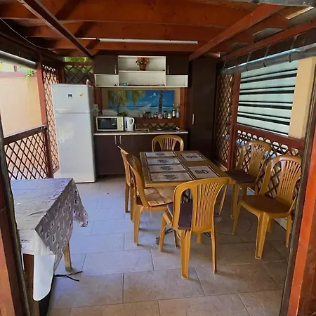 Casa Cristal بيت ضيافة 3*